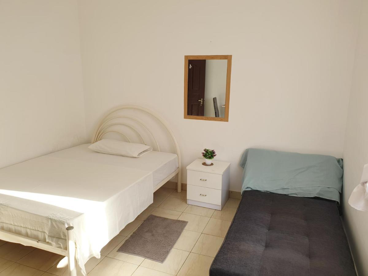 Guest House Mangui Baxu Rooms & Apartment タラファル エクステリア 写真