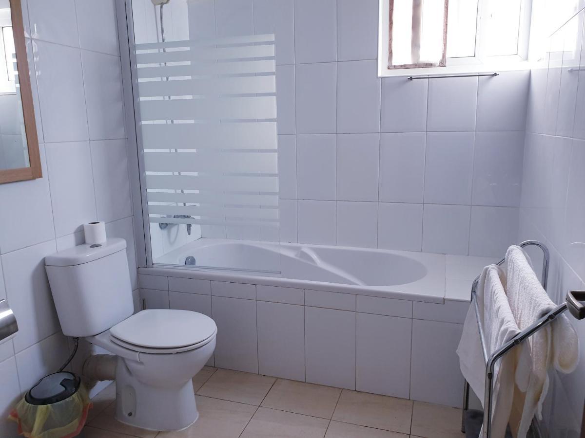 Guest House Mangui Baxu Rooms & Apartment タラファル エクステリア 写真